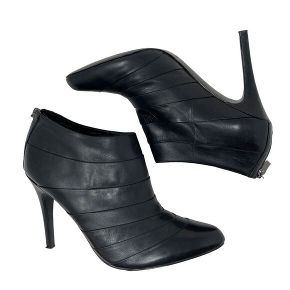 Guess Slick Ankle Bootie Stiletto Pleated Black Leather Women's 10 Back Zip - Picture 4 of 9
